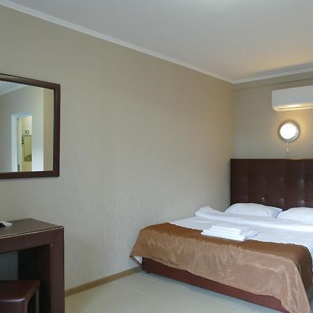 Astoria Comfort Hotel New Athos Exterior foto